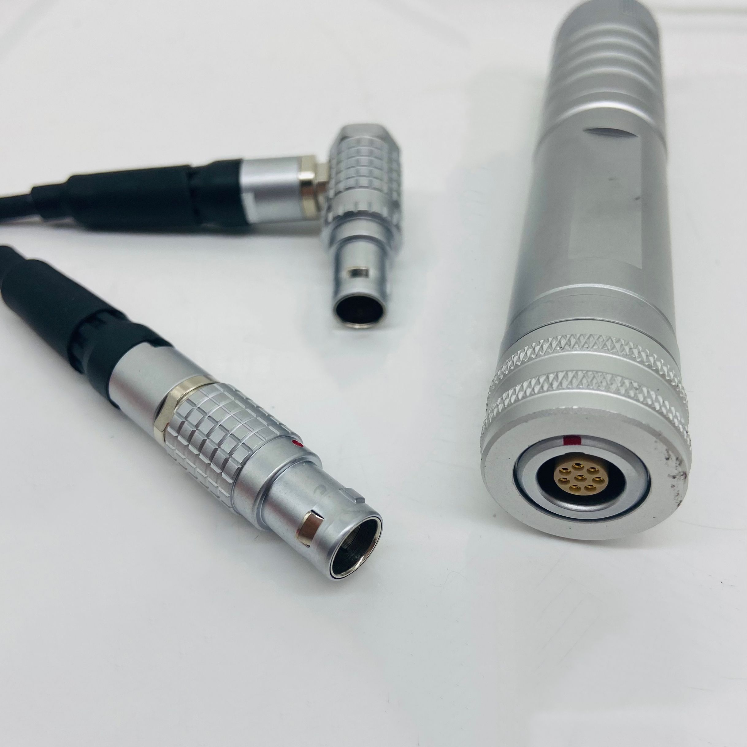 جهاز اختبار صلابة المعادن الرق - مراجعة Hardness Tester Leeb Portable وسعره