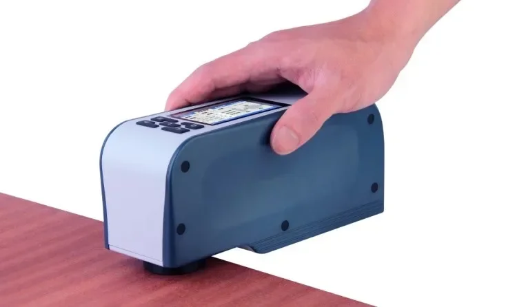 جهاز قياس اختلاف الألوان المحم - مراجعة Colorimeter Paint Color Meter وسعره